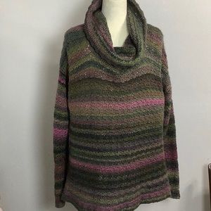 Beautiful handmade sweater, unbranded, no tags. Approximate size is XL -1X